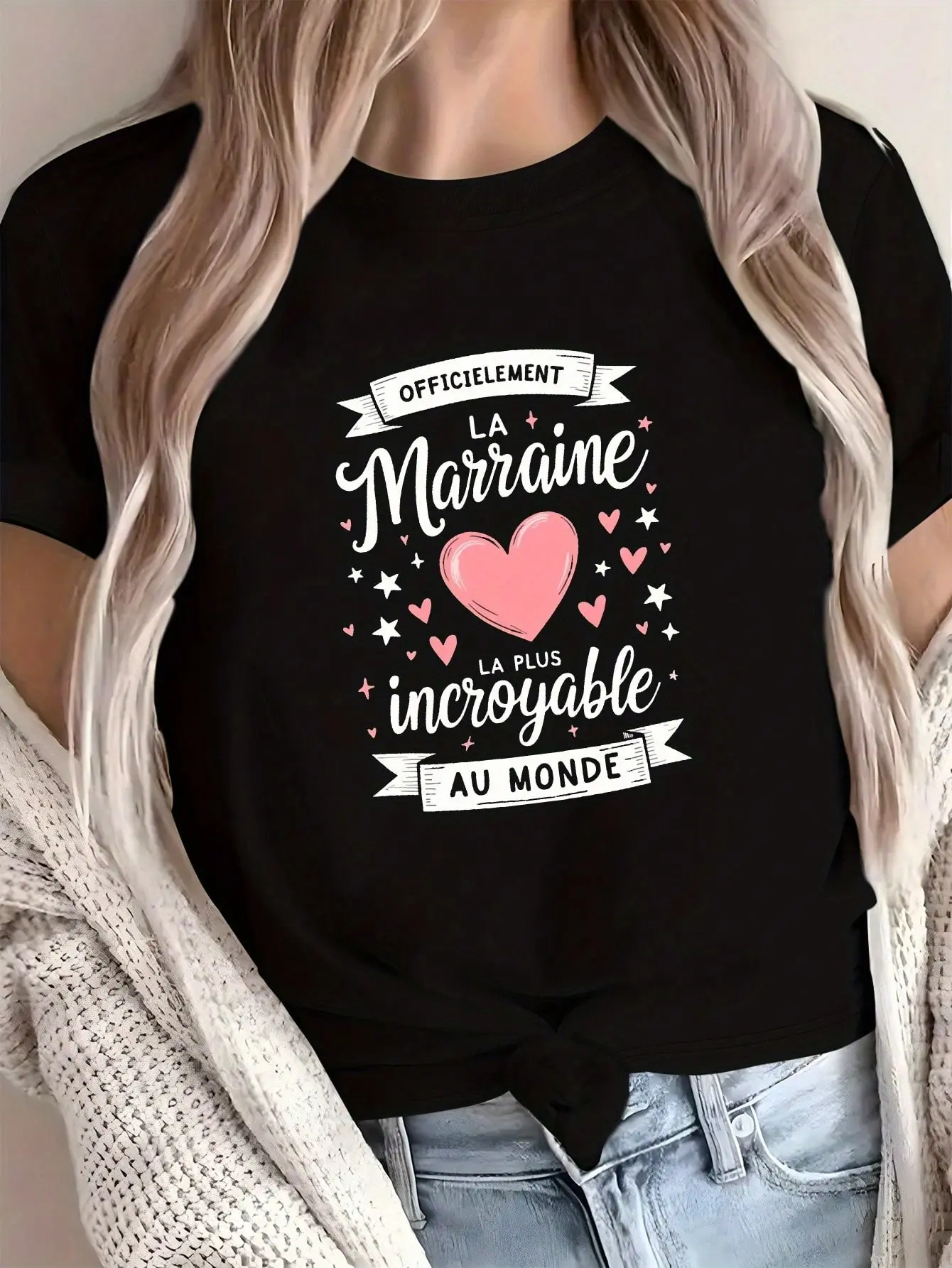 Women's French Marraine Godmother Letter Graphic T-Shirt - Colorful Pink White French Text Hearts Design, Short Sleeve Round Neck, Comfortable Casual Style, Lightweight, Piece