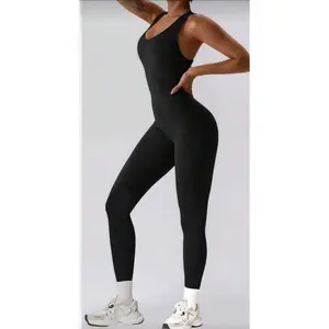 Macacão longo skinny