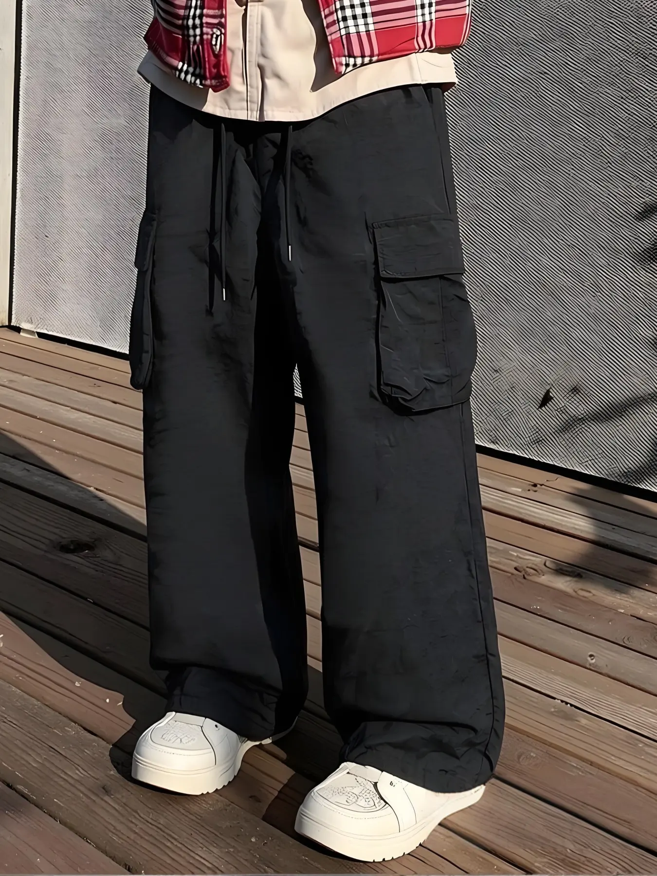 Men’s workwear athletic long pants — casual loose drawstring trousers with a retro street style; comfortable for everyday wear, suitable for sports, hiking,nylon solid-color wide-leg pants ideal for summer beachwear for men and young men. Baggy Sweatpants