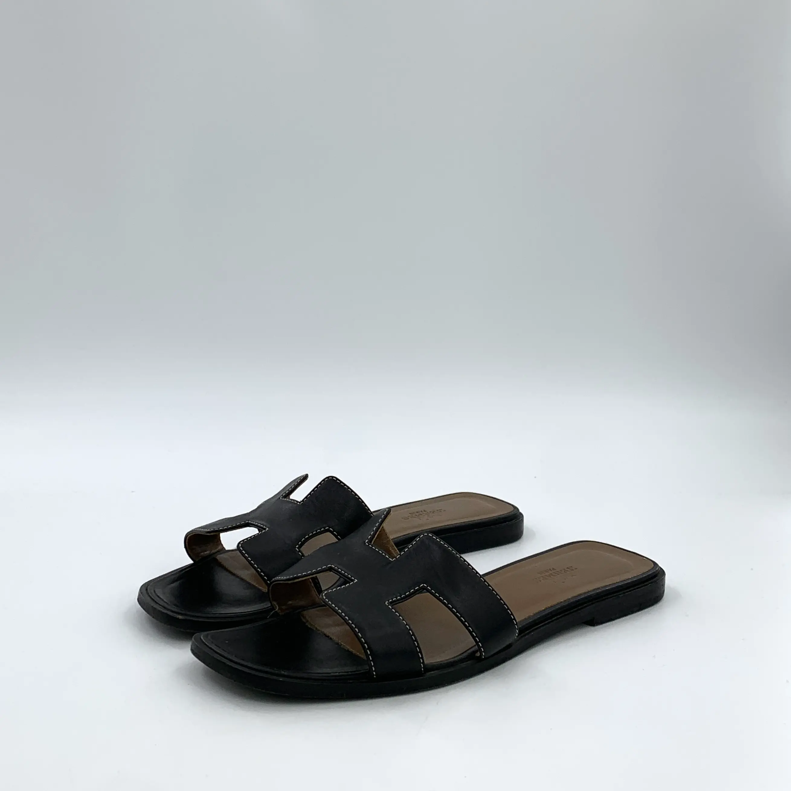 RDLT-Hermes Size 37.5 Black Stitched Oran Flat Slide Sandals-H37731