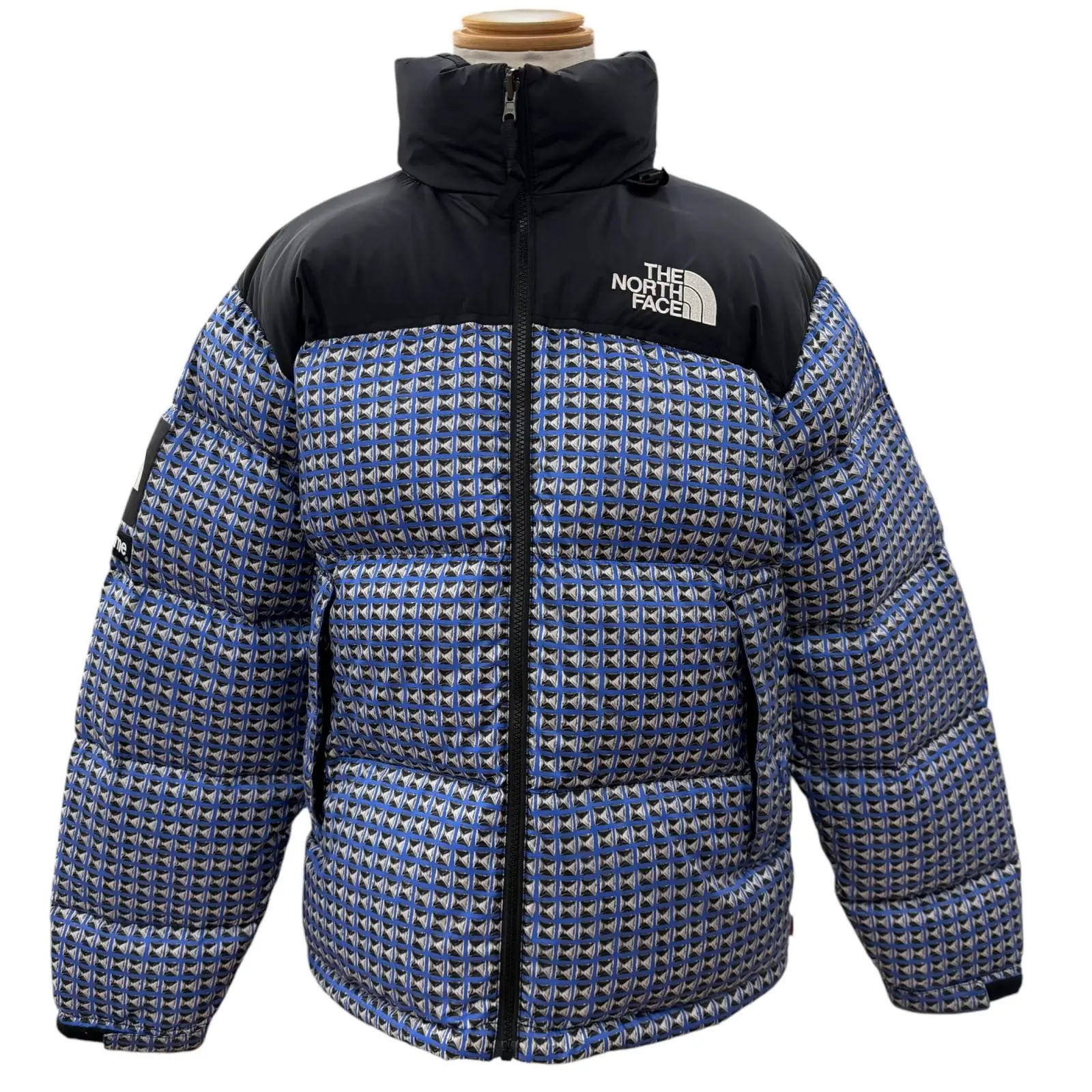 Pre-owned Supreme Nylon Small Leather Goods The North Face Studded Nuptse Down Jacket