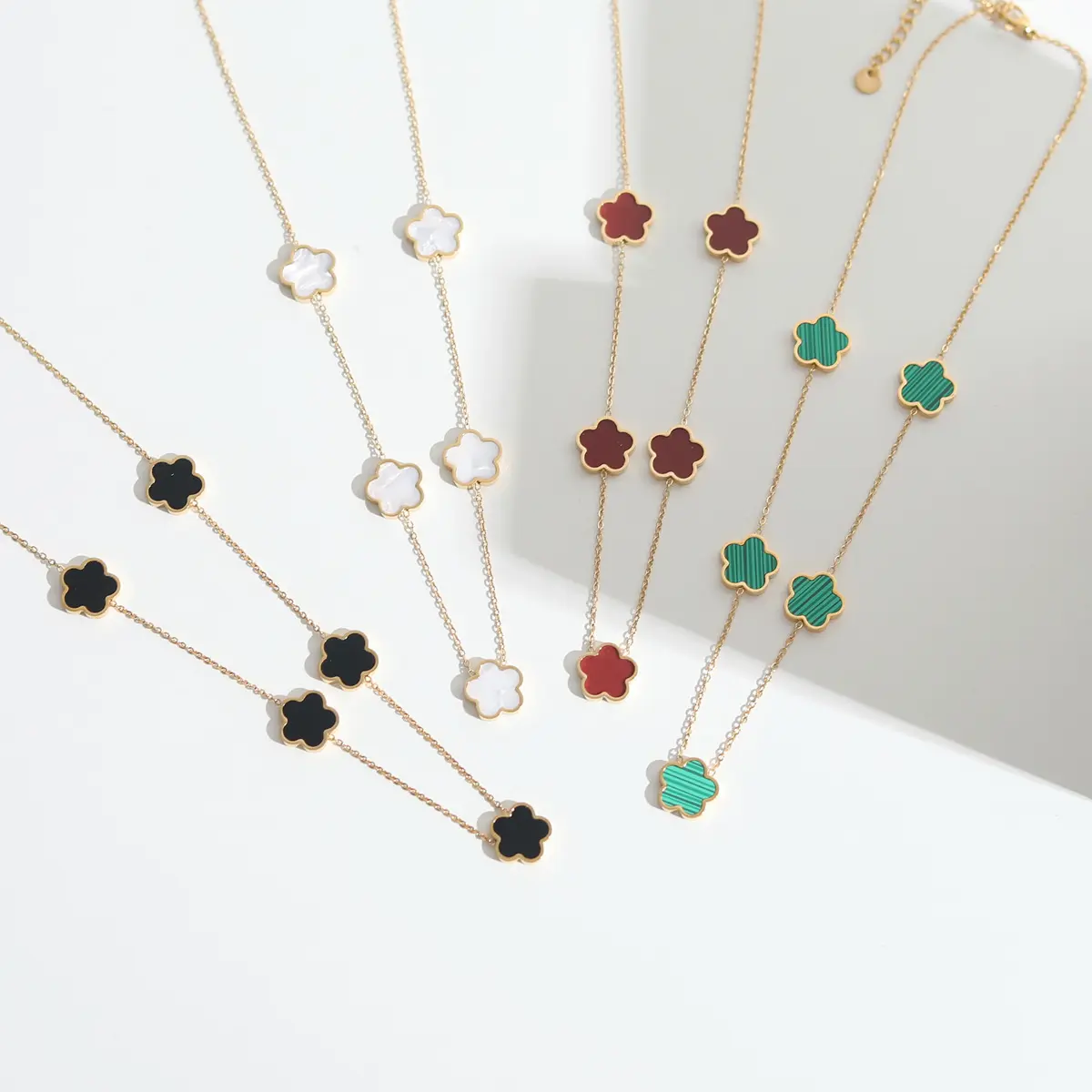 BB Women's Clover Bracelet