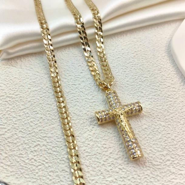 14K Real Gold-Plated Cross Necklace for Men,Tarnish-Free Cuban link chain  with Jesus Crucifix Pendant, 24" Long, Christian Religious Jewelry Gift,Hypoallergenic & Tarnish-Resistant, Durable Hip Hop Jewelry for Daily Wear