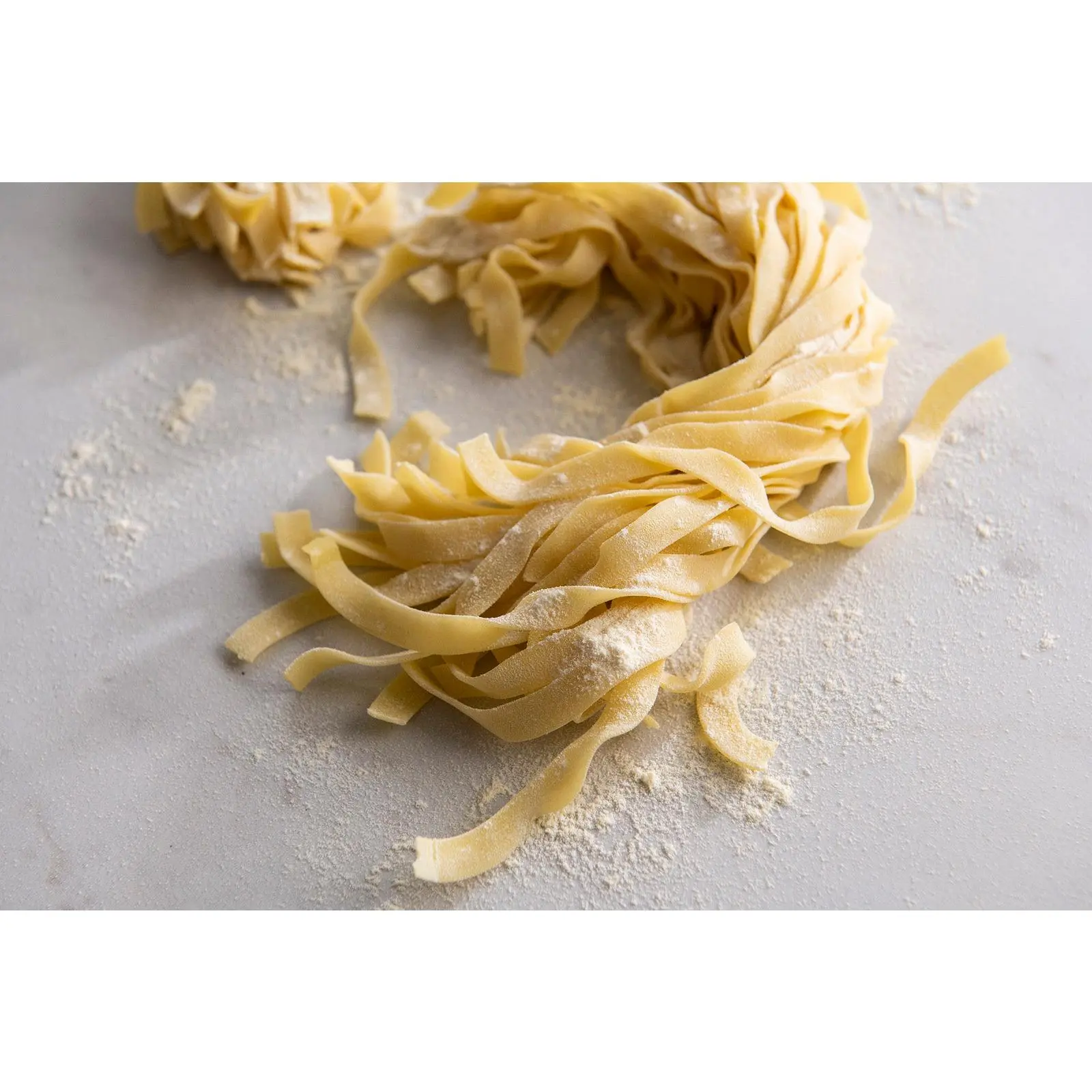 Fresh Fettuccine Pasta Box (12 servings)