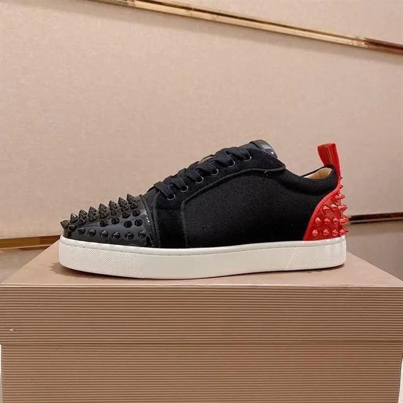 Figure 3 (Shoe Size)