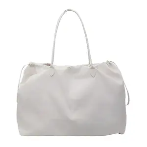 Versatile Large Capacity Tote Bag for Work & Travel Classic Black Shoulder Bag with Easy Carry Handles Perfect for Everyday Use women Lightweight Laptop