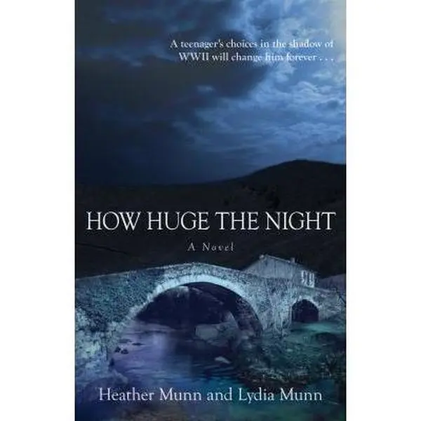 USED-How Huge the Night by Munn, Heather (Paperback)
