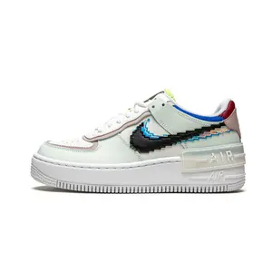 AF1 SHADO SE WMNS "Pixel Swoosh" CV8480 300