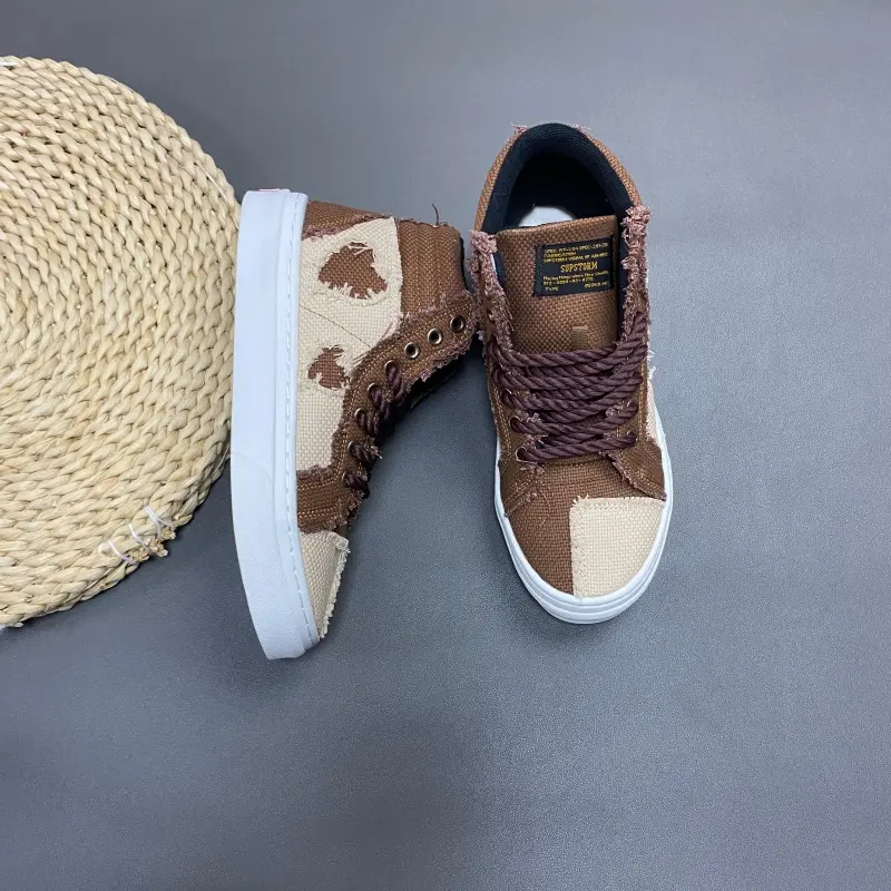 Small niche deconstructive style spliced high top board shoes with frayed edges, vintage canvas shoes, American street fashion, casual sports shoes