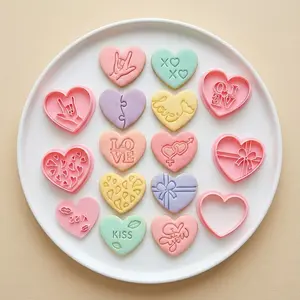 10 Piece Heart-Shaped Cookie Cutter Set, Valentine's Day Cookie Stamps, Fondant Frame Molds, Clay Biscuit Cutters, DIY Craft Stamps, Kitchen Baking Accessories, Suitable for DIY Baking, Pastry and Cake Decorating, And Western-Style Pastries