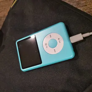 Innioasis Y1 Classic Retro MP3 Player - Bluetooth, 2.4" HiFi Screen, Video Upgrade, Long Battery, Compact Durable Digital Audio Device for Retro Music Lovers (2026 TikTok Shop Back to School, Headphone Compatible)