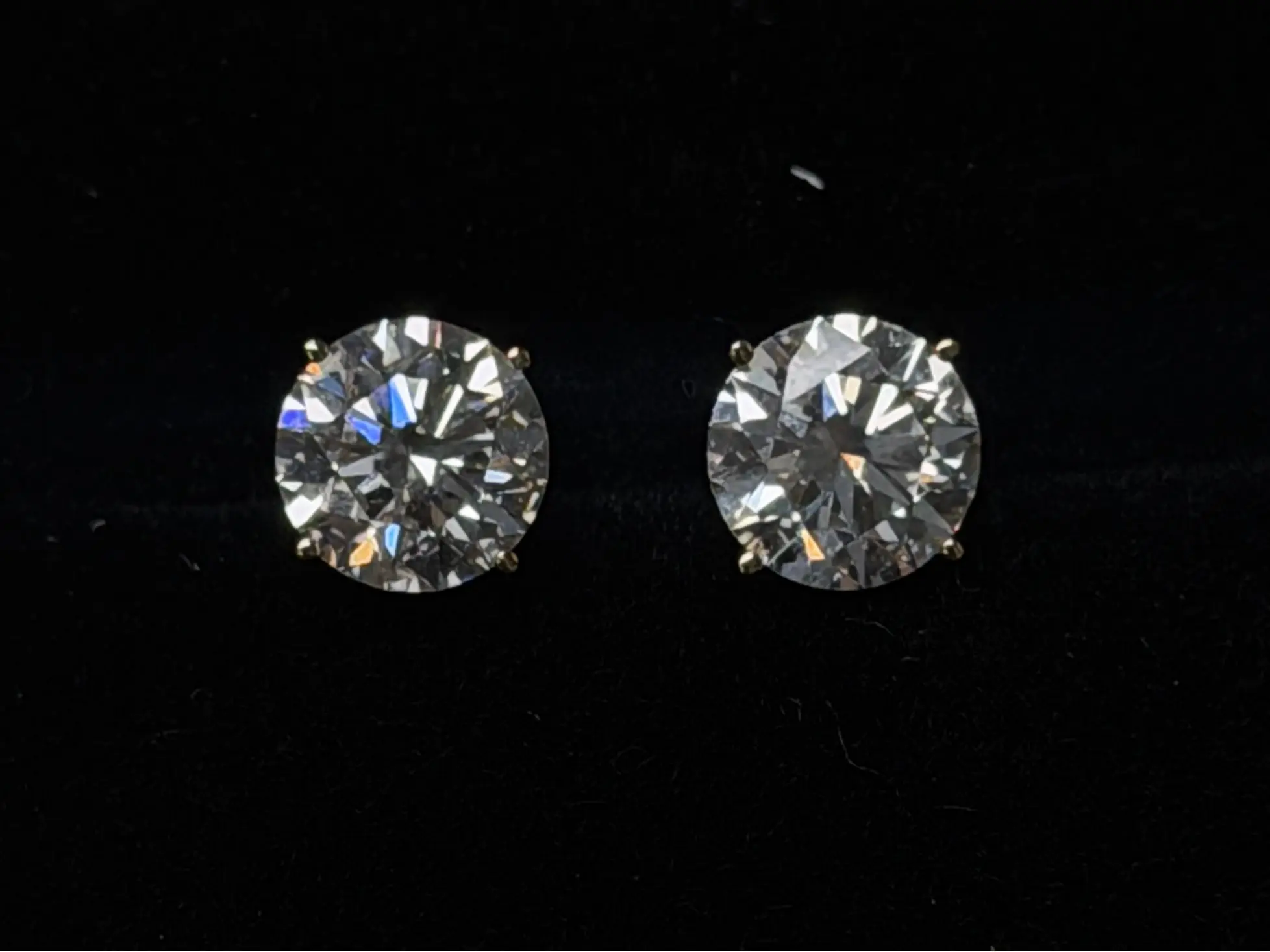 Lab Diamond Stud Earrings - Versatile Jewelry Accessories for Daily Wear