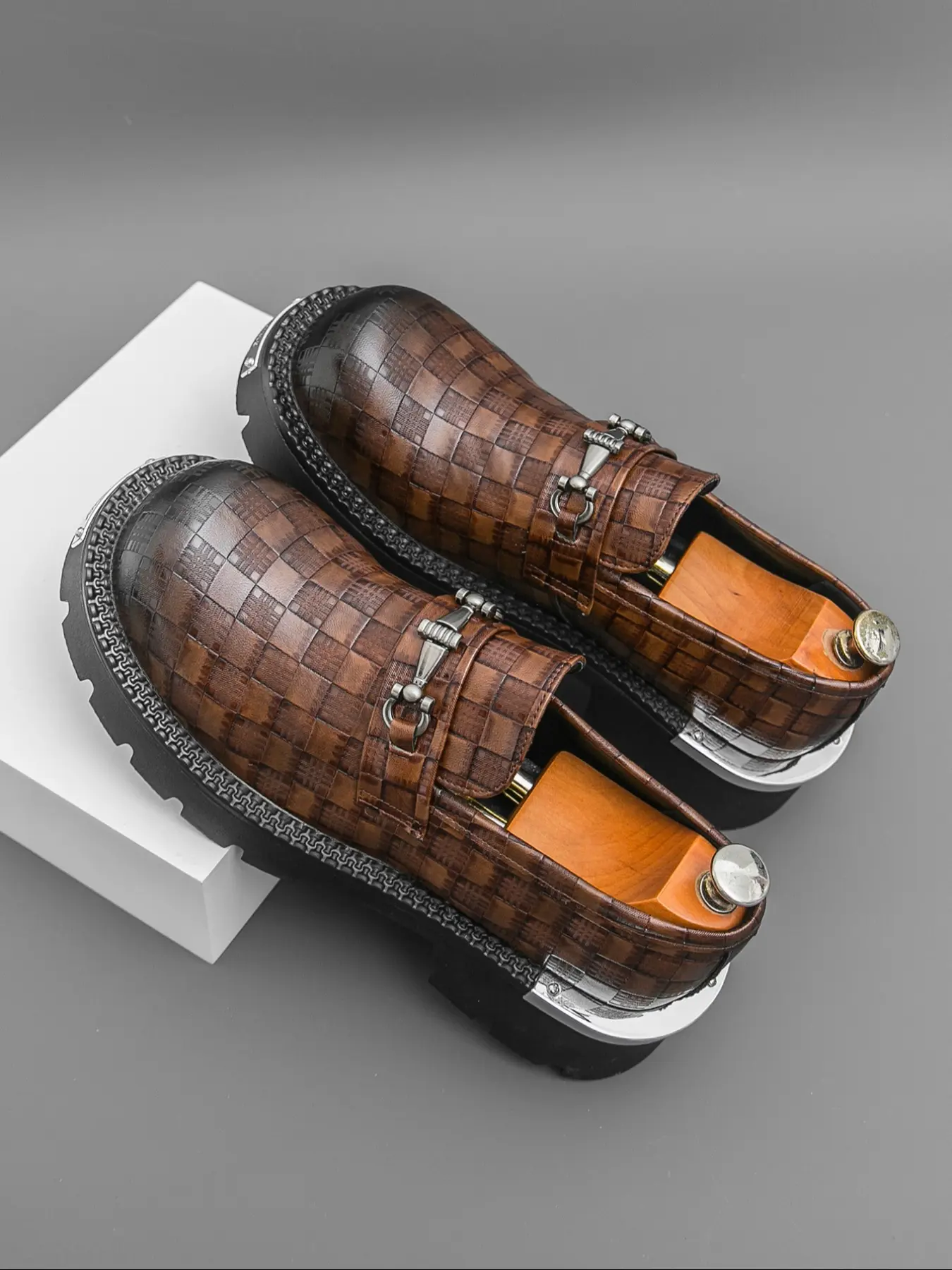 Men's PU Pure Color Thick Sole Height Increasing Loafers, Casual Wingtip Shoes, Comfortable and Stylish Footwear for Daily Wear