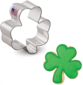 Shamrock Cookie Cutter 2 1/2"