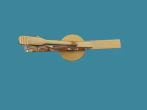 U.S MILITARY ARMY RETIRED TIE BAR OR TIE TAC CLIP ON TYPE U.S.A MADE U.S ARMY