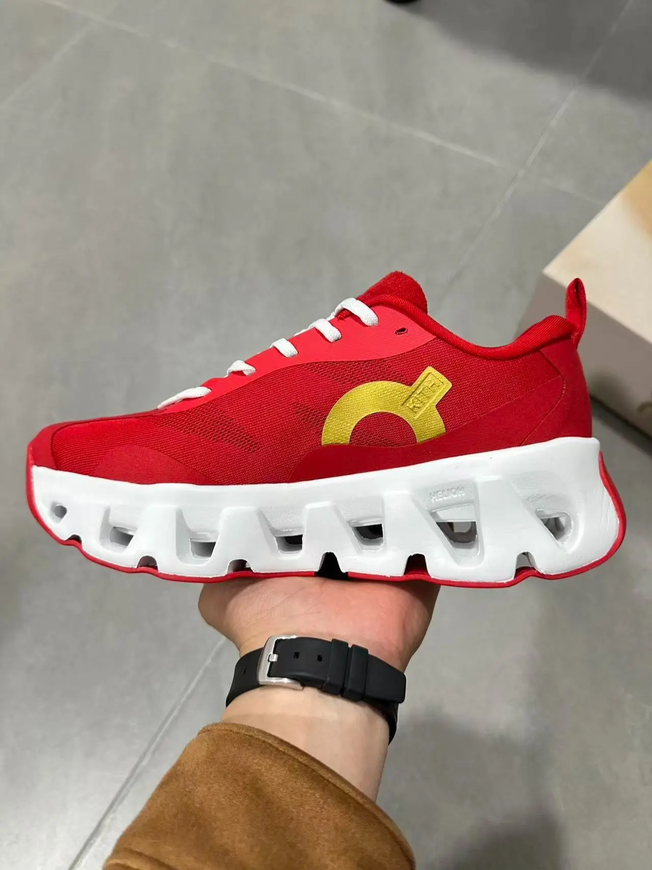 Bright Red Breathable Waffle Knit Mesh Running Sneakers, White Multi-Hollow Shock Absorbing Thick Cushion Athletic Trainers, Unisex Lightweight Non Slip Footwear For Couple Matching Daily Walking Marathon Gym Outdoor Hiking