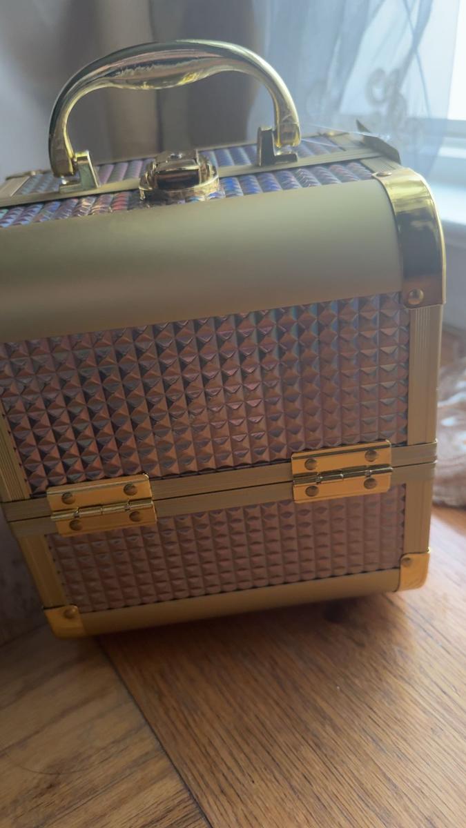 Item: Holographic Silver