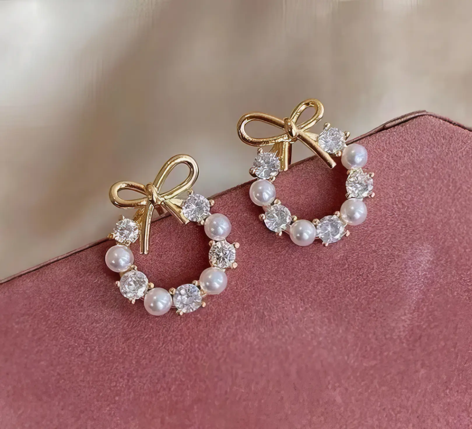 Women's 1-Pair Hypoallergenic Pearl Stud Earrings Set - Classic Style, Lightweight, Elegant Design for Daily Wear, Classic Style Earrings, Lightweight Earrings