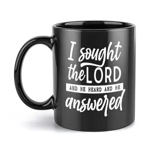 "I Sought The Lord" Christian Faith Mug, 11oz & 15oz Black Glossy Ceramic Coffee Cup, Inspirational Bible Verse Quote Design, Religious Scripture Themed Drinkware, Great for Daily Use, Perfect Gift for Christian Believers, Church Friends
