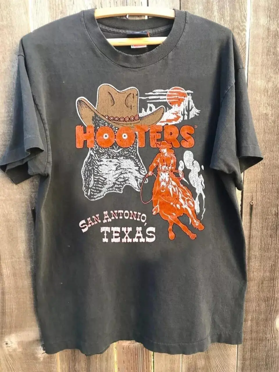[Sale Up To 30%] Hooters Cowboy Rare Design Charcoal Unisex T-Shirt Men Women S-5XL, Gift For Her, Gift For Him