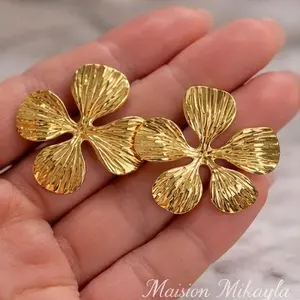 Maison Mikayla Gold Flower Earrings Stainless Steel Elegant Statement Jewelry for Women Fashion Accessories