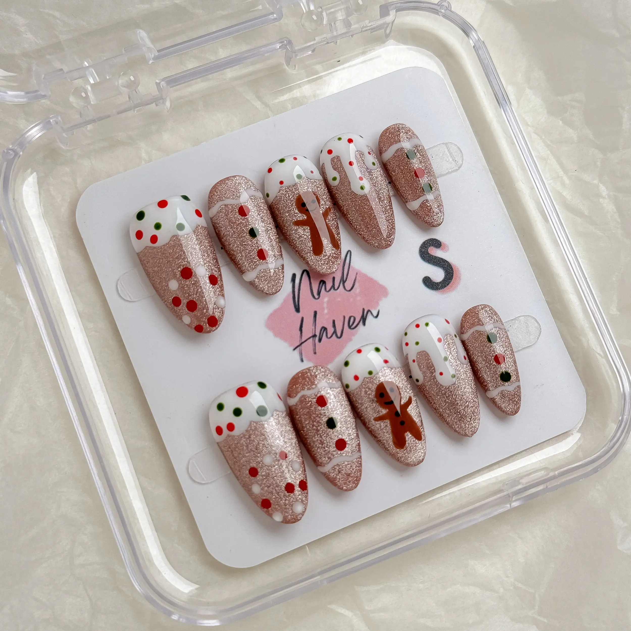 H52 Ginger Bread House