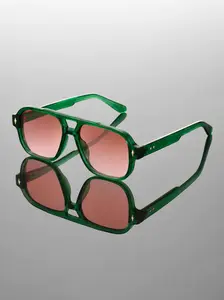 Vintage Green Aviator Sunglasses for Women, Retro 70s Style, UV400 Protection, Gradient Lens Shades for Summer, Beach & Festival, Mini Gifts