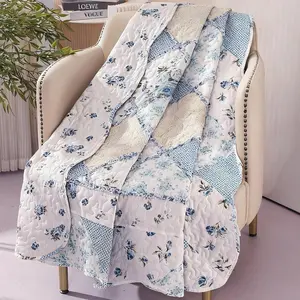 Twin Size Patchwork Quilt Throw Blanket Blue Vintage Floral Reversible Lightweight Soft Comforter Bed Cover for Couch Sofa Bed Home Decor