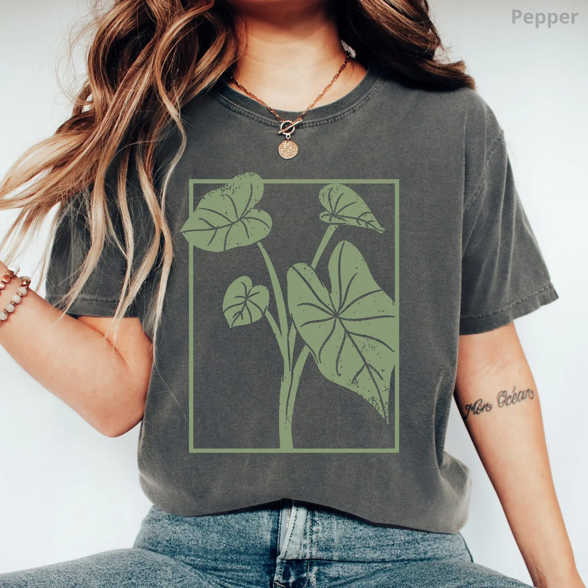 Plants Shirt, Comfort Colors Plant Lover T-Shirt, Caladium Gardener Tee, Shirts For Gardening Moms, Plant Lover Gift Shirt