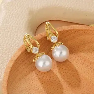 LisiZen Pearl Hoop Earrings 14K Gold Plated Retro Inspired Sparkling Crystal Design, Chic Fashion Jewelry Statement Earrings for Women DZEH3715