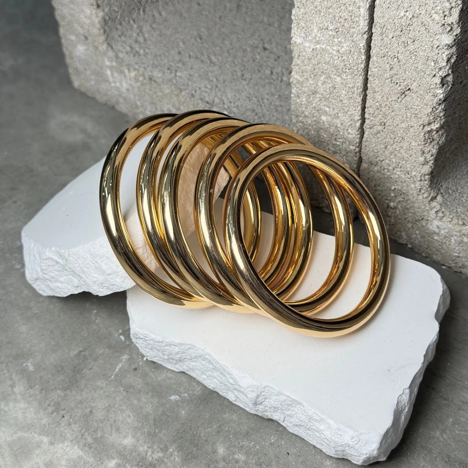 Homegirl 5 Piece Bangle Set 8" Homegirl 5 Piece Bangle Set 8"