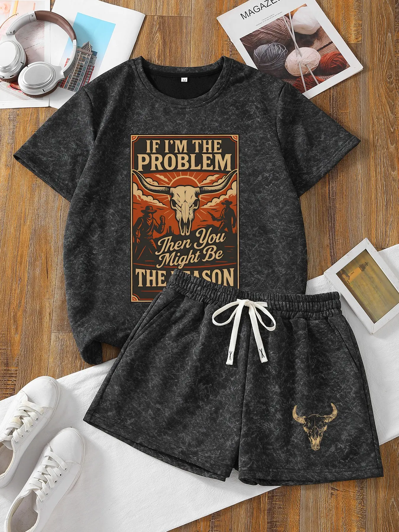 Women's Faux Acid Wash 2 Piece Matching Set, Casual, Cow Skull Print Round Neck T-Shirt & Shorts Outfit, Vintage Loose Baggy Western Tracksuit, Retro Country Streetwear Loungewear, Summer Beach Outfits for Girls