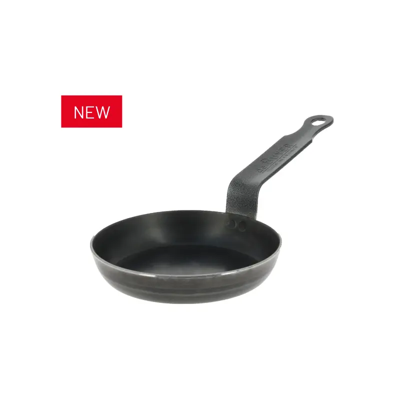 Blue Carbon Steel Egg & Pancake Pan - Naturally Non-Stick with Precise Heat Control