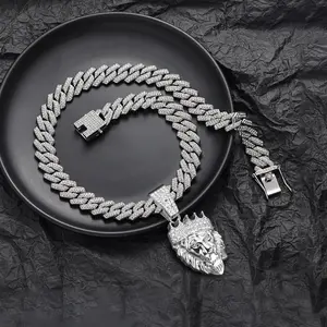 Men's Hip Hop Crown Lion Head Pendant Necklace, with Cuban Chain Animal Lion Head Rock Necklaces Fashion Punk Jewelry Streetwear Style