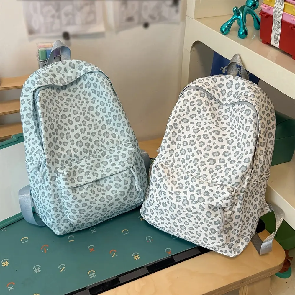 Leopard Print Backpack Casual Daypack Leopard Pattern Multi Pocket Soft Nylon Rucksack for Daily Stroll Weekend Outing Street Sh