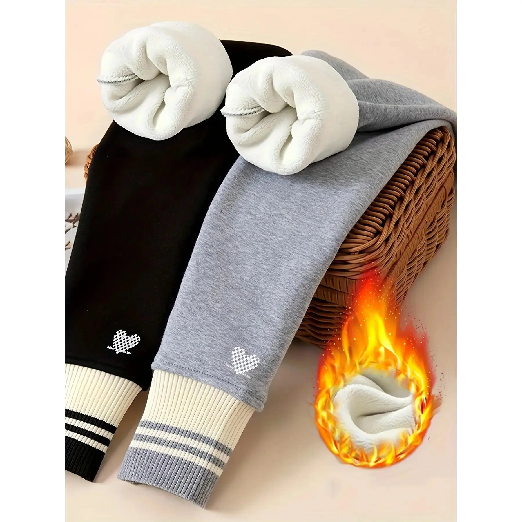 NewGirls' Fleece-Lined Leggings Autumn and Winter, Thickened Warm Pants Kids, Suitable Outdoor Wear by Middle-Sized Children, Perfect Outdoor, Thick Leggings, Kids Outdoor Wear, Heart Pattern Design, Elasticity, Perfect Outdoor