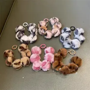 Autumn Winter Fuzzy Phone Strap, Soft Plush Mobile Accessory, Trendy Fall Fashion Item, Perfect Gift for Tech Lovers