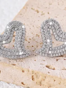 Heart-Shaped Diamond Stud Earrings for Women, 925 Silver Color Gold Plated, Luxurious Sparkling Love Design Stud Earring Jewelry