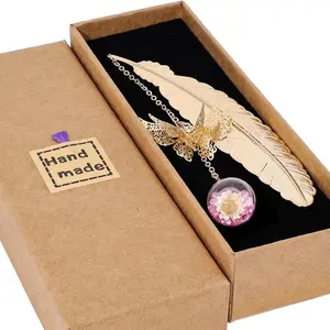 Feather & Butterfly Decor Bookmark, 1 Count Vintage Metallic Bookmark with Gift Box, Reading Gift for Teacher & Student, Office Stationery & Supplies