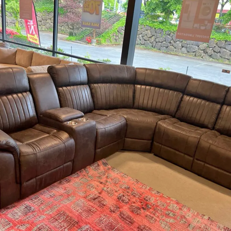 Leather Sectional Sofa with Manual Recliner Function Leather Sectional Sofa with Manual Recliner Function