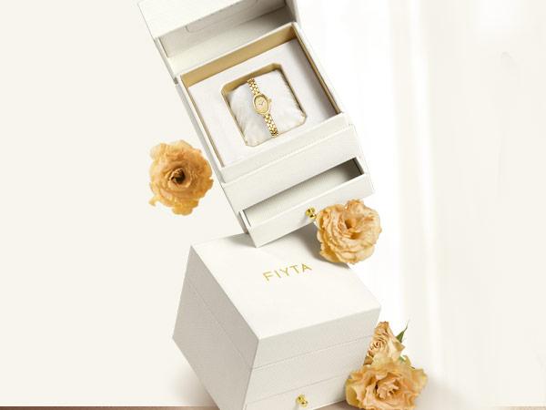 FIYTA Golden Bean Series Women's Watch, Oval Case, Adjustable Stainless Steel Bracelet, Wrapped by Stylish Gift Box, Elegant Present Gold Watch for Women,Womens gifts