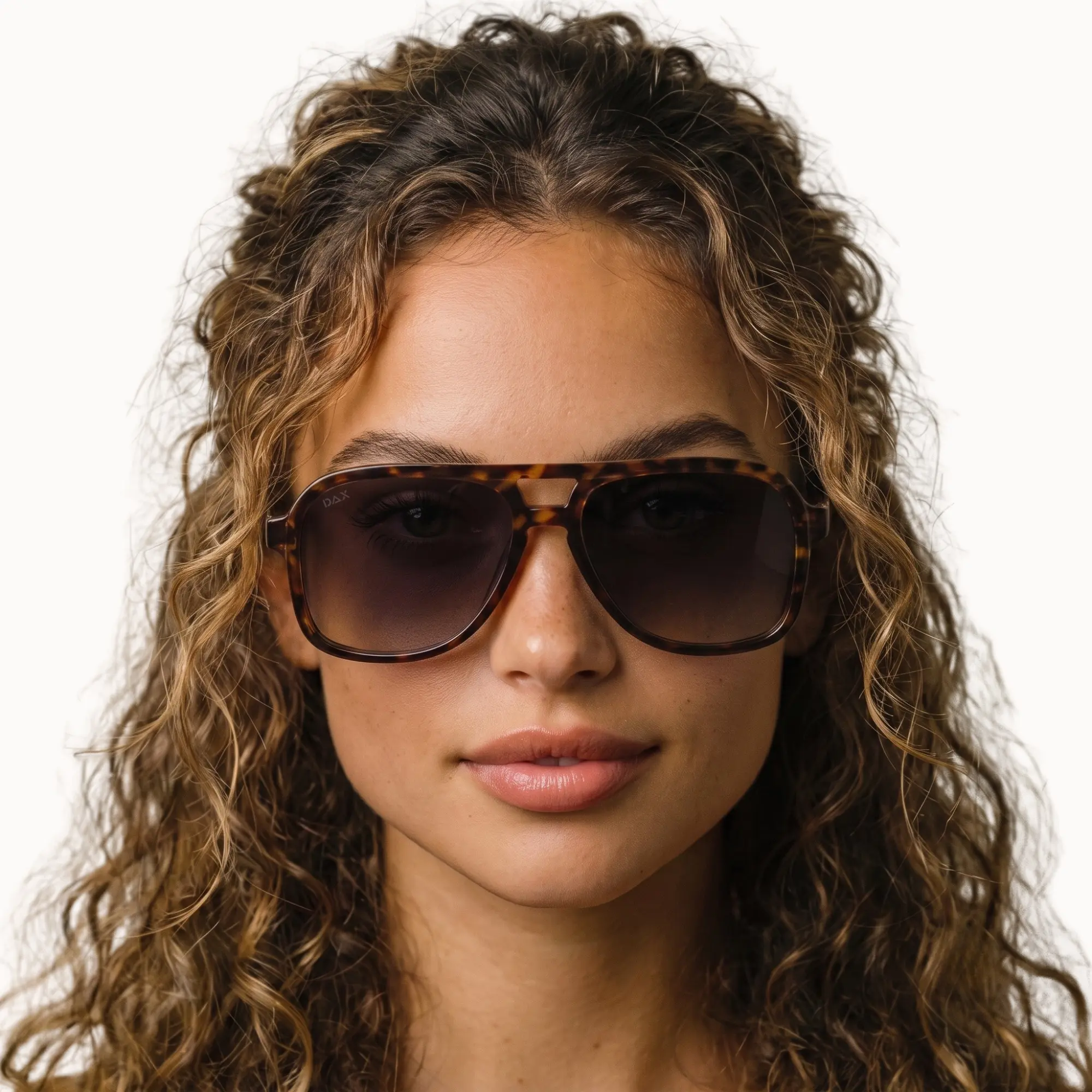 DAX EYEWEAR Cruz Stylish Aviator Sunglasses for Women and Men, Polarized Large Fit TR90 & Acetate Frame with UV 400 Protection - Matte Black & Gloss Black, Stylish Sunglasses, Lightweight Sun Glasses, Sun Protective Eyewear, Polarized Sunglasses