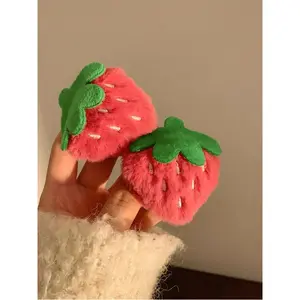 2-piece set of cute pink strawberry hair clips, sweet hair accessories for women, bangs clips for girls, side clips with plush decoration, Valentine's Day hair clips, claw clips, hair clips, hair accessories, Valentine's Day accessories, headwear, hair cl