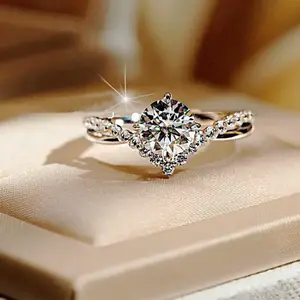 1PC Women's Fashion Dazzling Ring Wedding Band Engagement Party Birthday Anniversary Christmas Gifts for Women Girlfriend Fine Jewelry