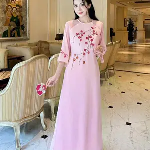 Áo Dài - Vietnamese traditional dress