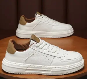Men The New Breathable White Casual Shoes Thick Sole Casual Sneakers Outdoor Motion Casual Little White Shoes Running Shoes