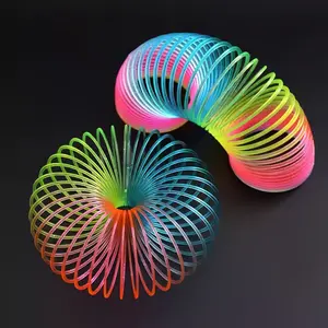 1pc Children's Ring Color Spring Ring Pressure Reducing Elastic Ring Toy Professional Performance Pull Ring Balance Toy for Boys and Girls