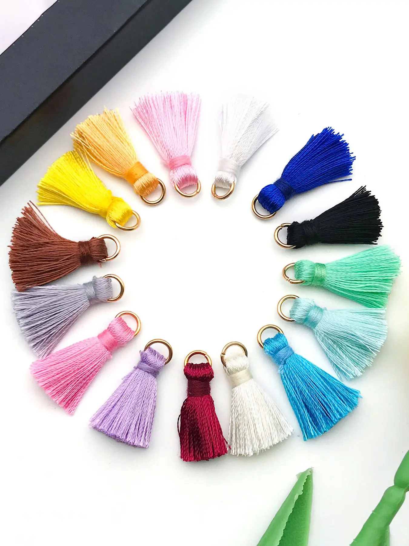 15pcs Multi-Color Mini Artificial Tassels, Tiny Craft Tassels for Earrings, Jewelry Making, Decoration, Keychain Charms, Bag Charms, Pendant, Handmade DIY Accessories, Tassel Keychains