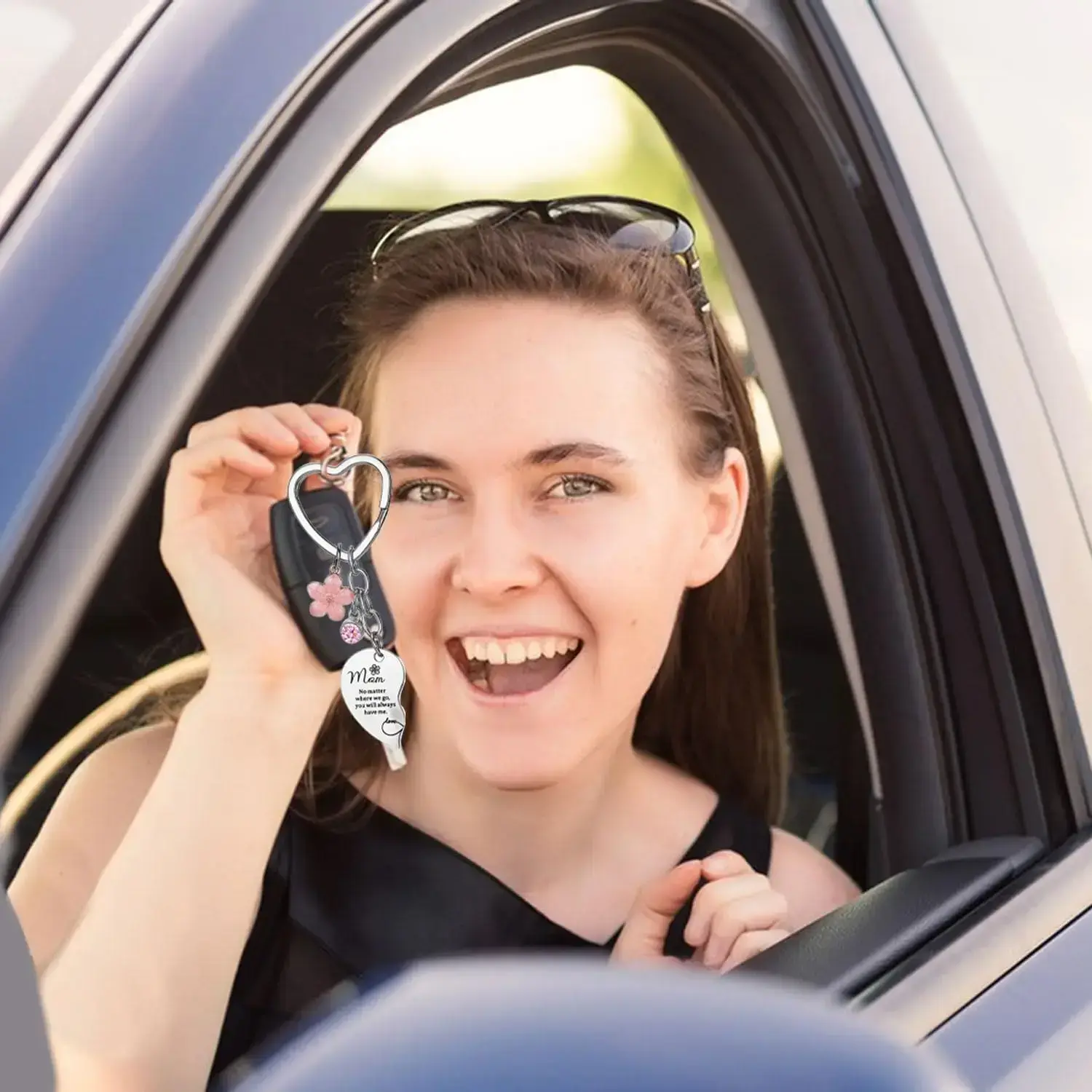 2Pcs Mother Daughter Heart Matching Keyring Keychain Set Gifts For Mom Christmas Mothers Day Gifts from Daughter 2Pcs Mother Daughter Heart Matching Keyring Keychain Set Gifts For Mom Christmas Mothers Day Gifts from Daughter