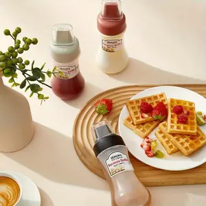 Squeeze Sauce Bottle, 1 Count Leak Proof Refillable Condiment Container for Salad Ketchup Honey Jam, Seasoning Utensils for Home Kitchen